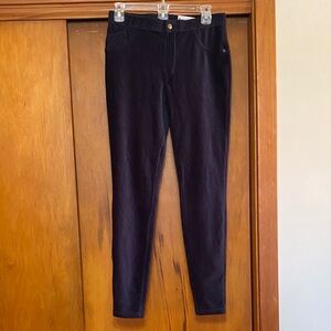 NWT HUE Deep Purple Corduroy Leggings Pull On 30” Inseam Fall Winter Transition